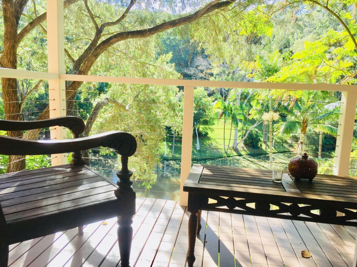 Sensom Boutique Bed And Breakfast サファイア・ビーチ エクステリア 写真